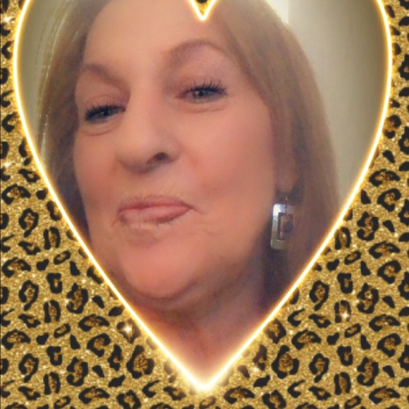 Meet your Posher, Donna - Picture 5 of 8